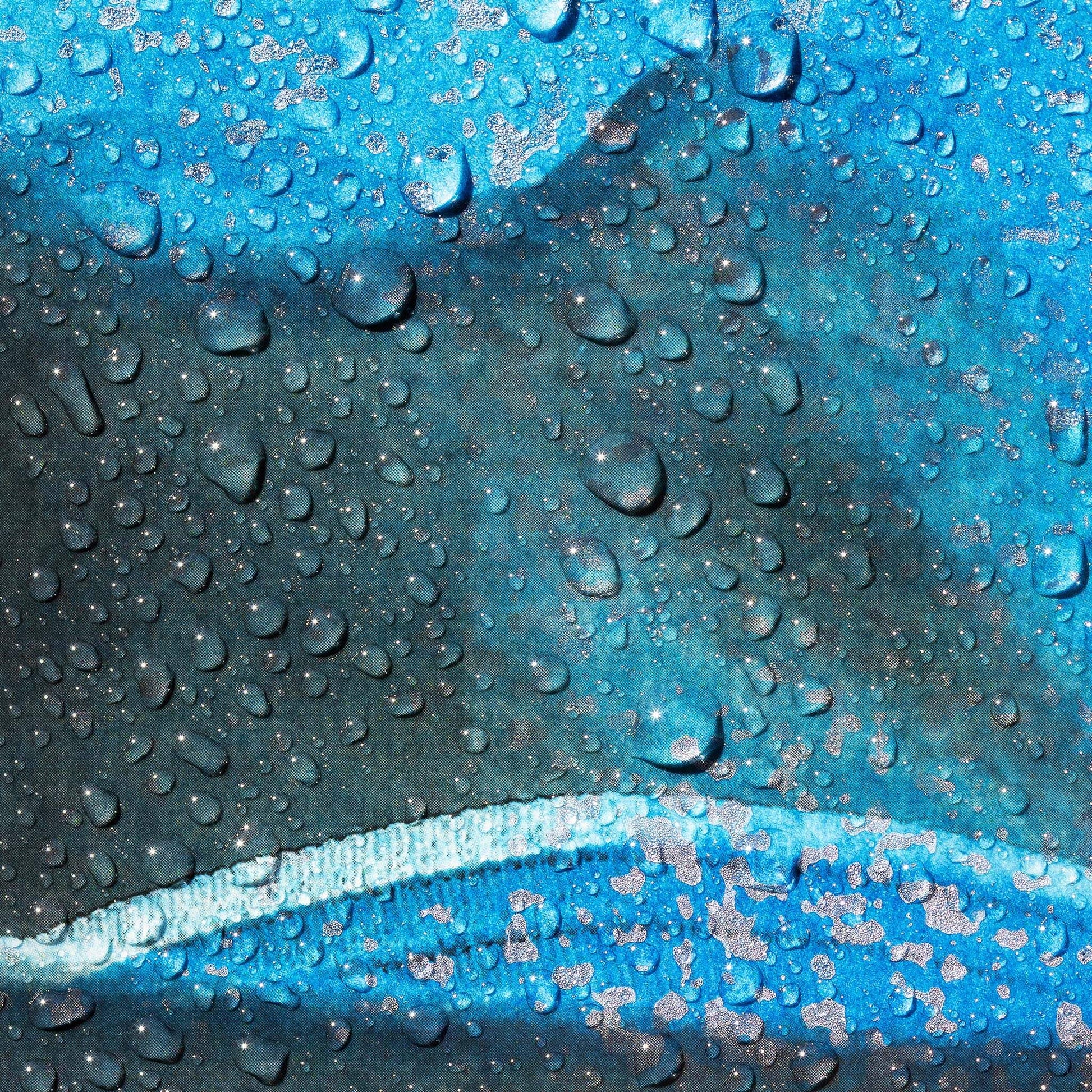 Close up detail of 'Luna Blue' by Virginie Harel.